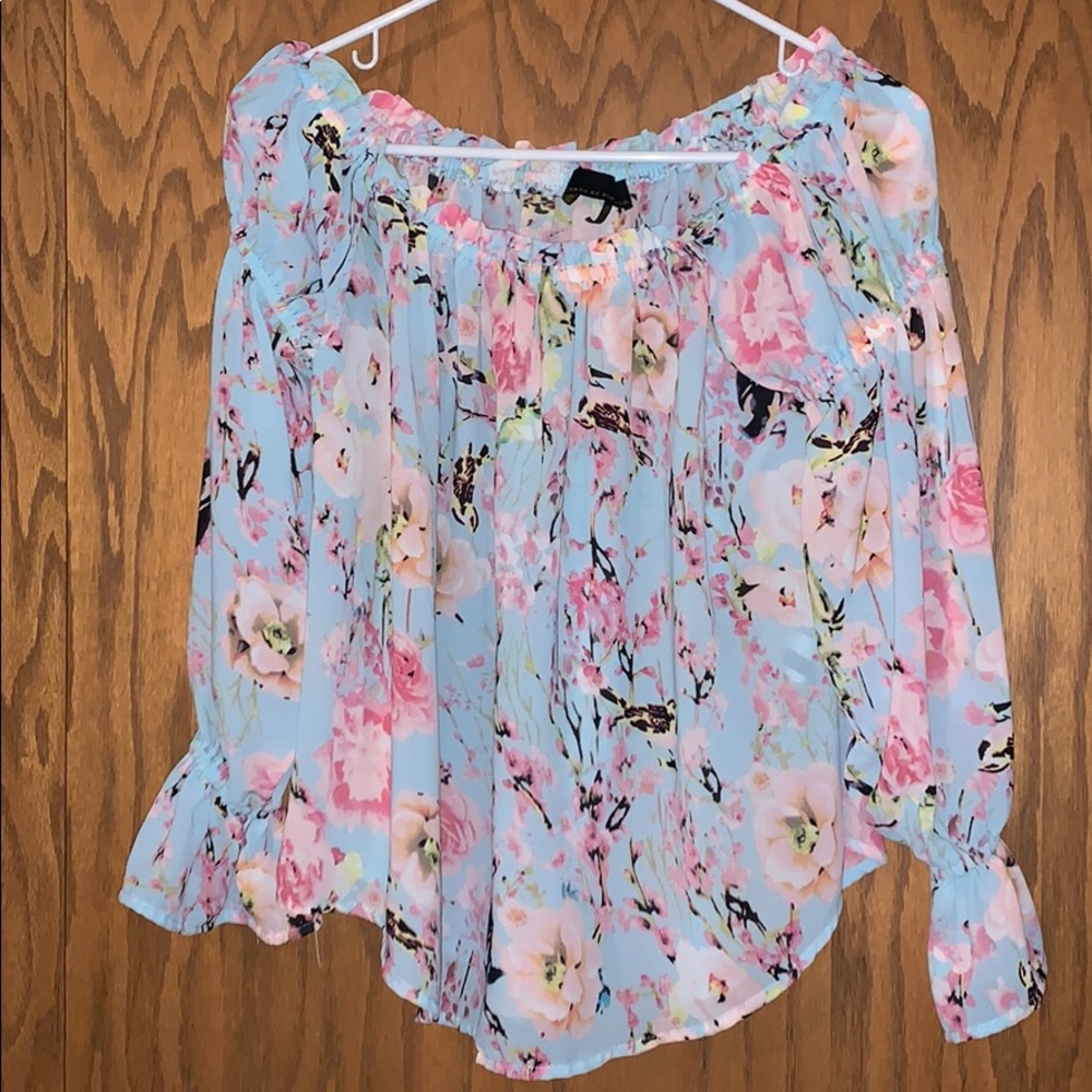 Off the shoulder long sleeve